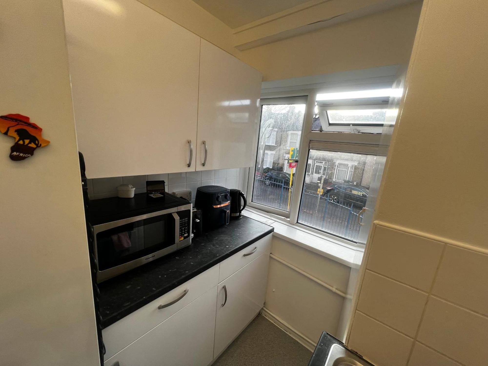 1-Bed Flat With Fast Wi-Fi In Prime Location 15Mins From Central ลอนดอน ภายนอก รูปภาพ