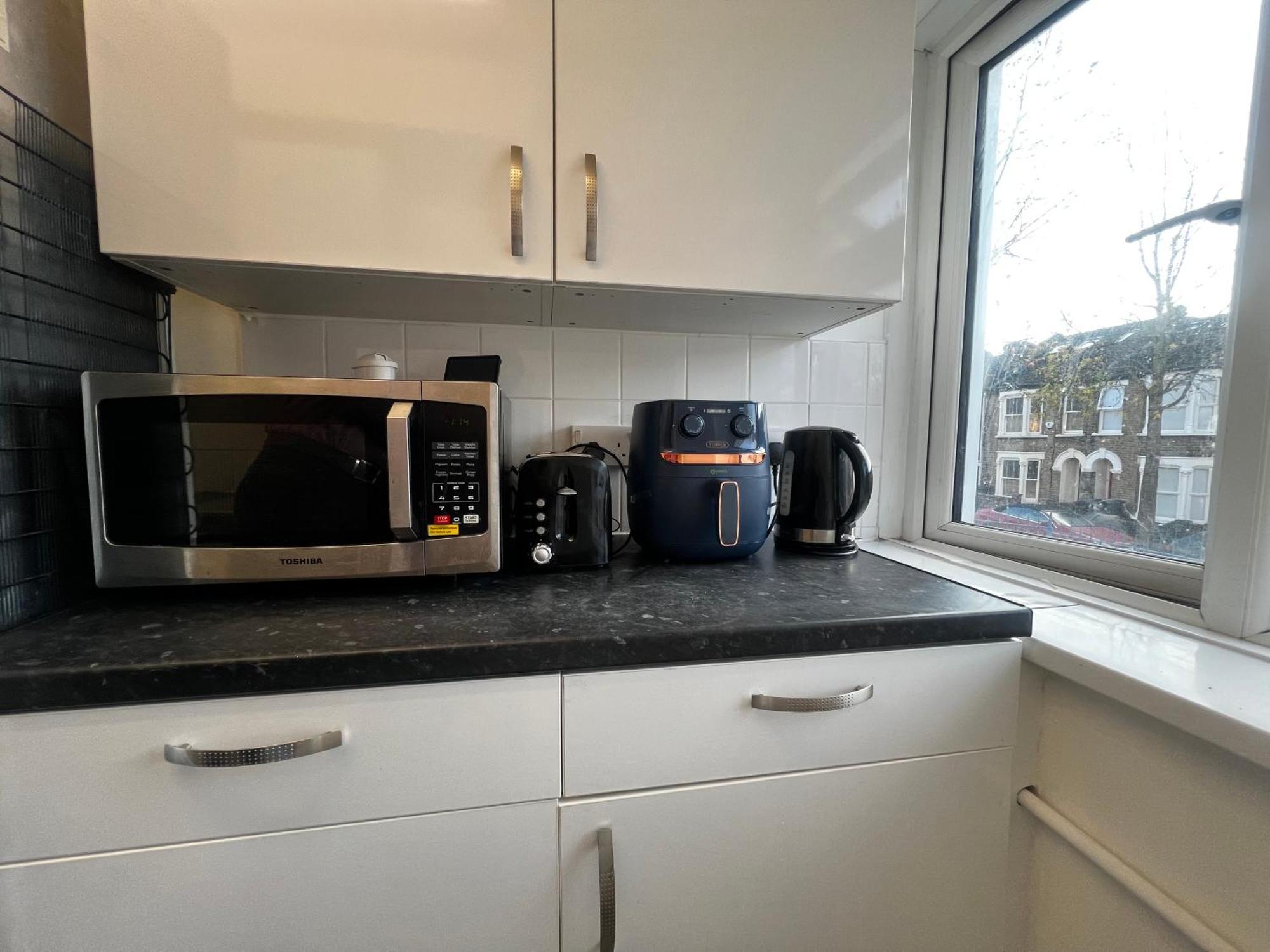 1-Bed Flat With Fast Wi-Fi In Prime Location 15Mins From Central ลอนดอน ภายนอก รูปภาพ